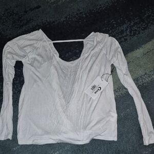 Nwt Zyia Namaste Elegant White Long Sleeve Tee